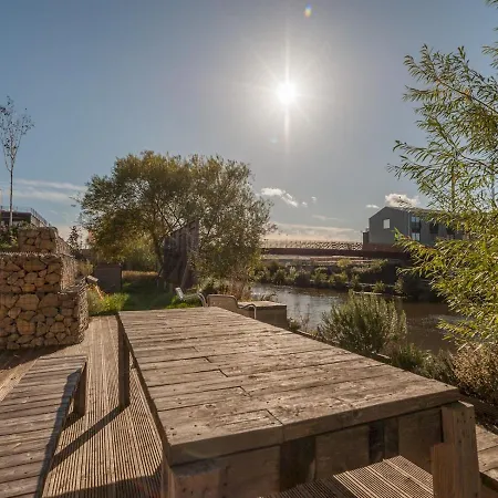 Holiday home Pass The Keys Deluxe On The River Leeds Dock Pass The Keys *